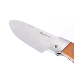 Adventure Chef Folding 6 Inch Chef's Knife - Maple -Messermeister Verkaufsgeschäft AC ChefKnife Maple Angle