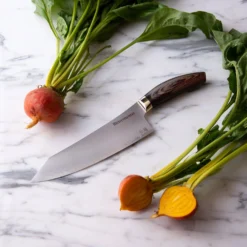 Kawashima 8 Inch Chef's Knife -Messermeister Verkaufsgeschäft KE 04 lifestyle2b 2000px